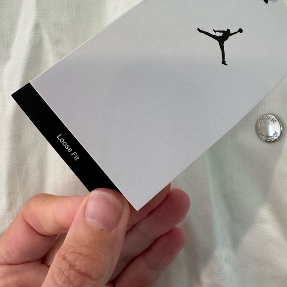 NWT Women's Jordan White Bomber Jacket Elastic Hem Loose Fit / large - Picture 4 of 12